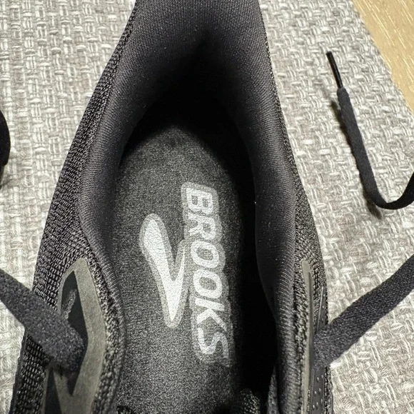Brooks Ghost 17 woman’s shoe - Picture 14 of 14